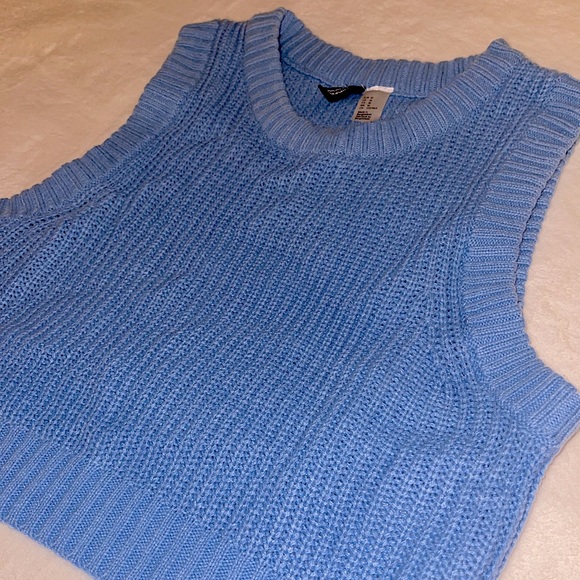 H&M Tops - Blue Sweater Vest (Crop Top)